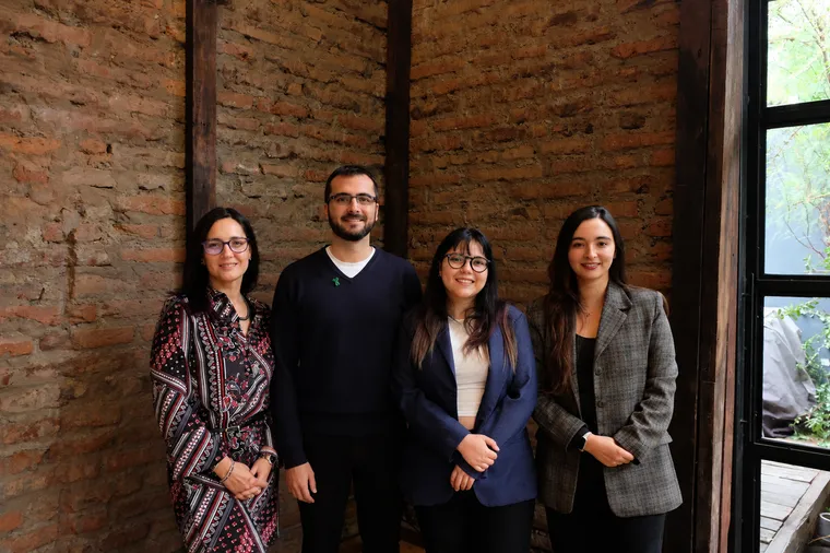 Equipo de Agencia Fi